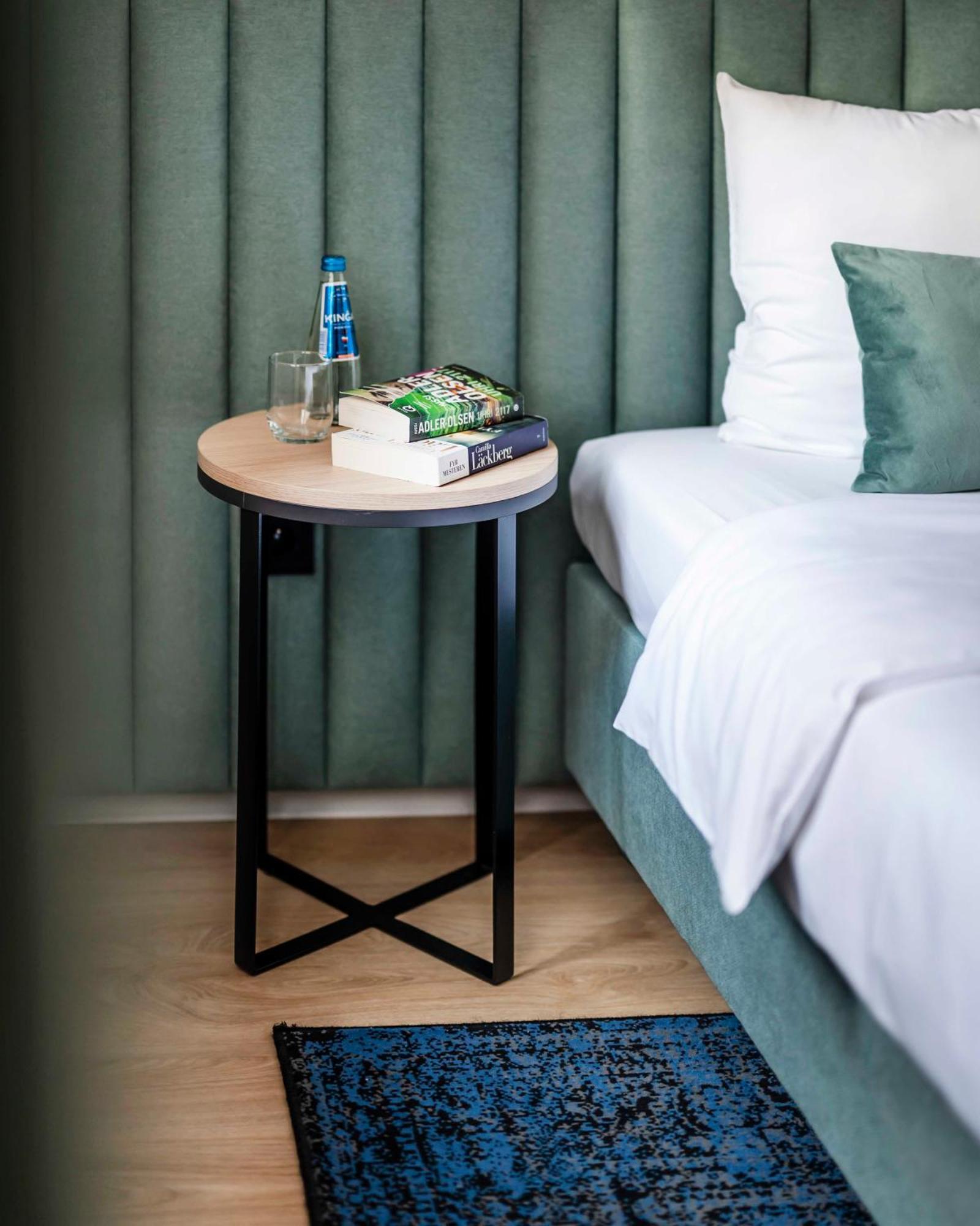 Hotel H12**** Красков Екстериор снимка