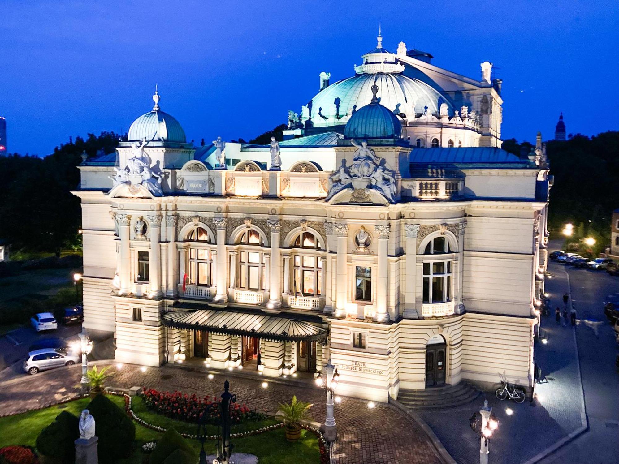 Hotel H12**** Красков Екстериор снимка